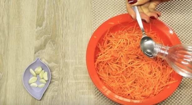 Морковка по-корейски в домашних условиях быстрый