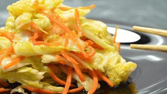 10 рецептов самых вкусных салатов из пекинской капусты